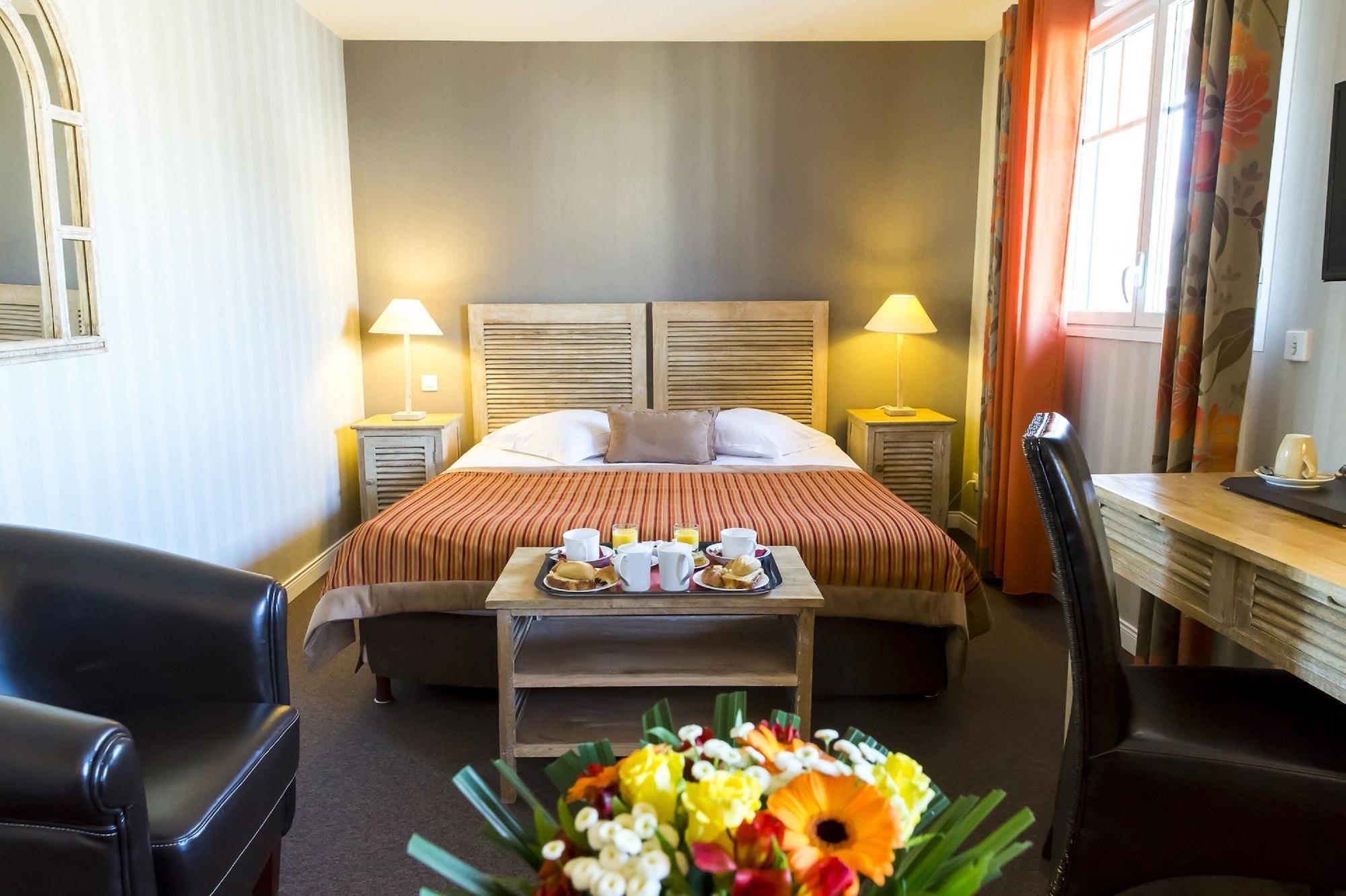 Almoria Hotel & Spa Довиль Экстерьер фото