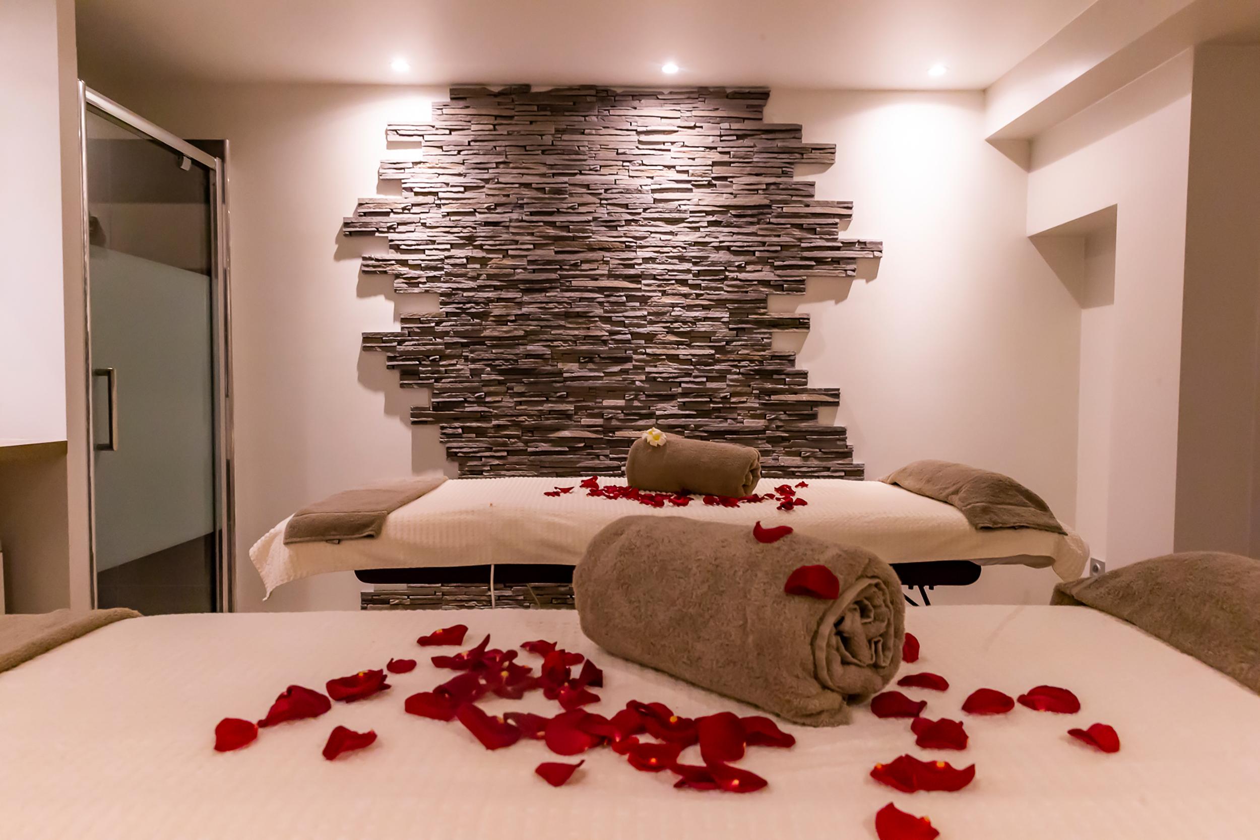Almoria Hotel & Spa Довиль Экстерьер фото